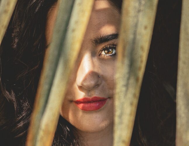 On The Go: How To Maintain Your Skin-Care Routine While Traveling